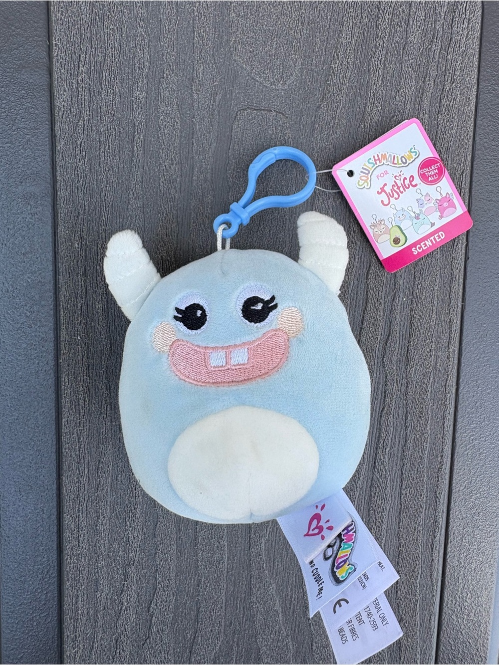 RARE HTF Squishmallows Justice Exclusive Yeti 3.5” Scented Clip 2019 - NWT